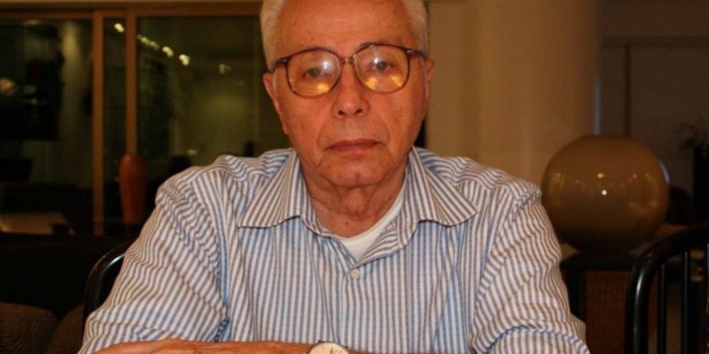 Diretor do Grupo Ferreira Costa faleceu na tarde do domingo (26), em casa, no Recife