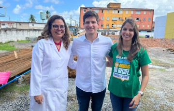 Ao lado do prefeito João Campos, Andreza Romero une representantes da causa animal para anúncio de ampliação do Hospital Veterinário do Recife