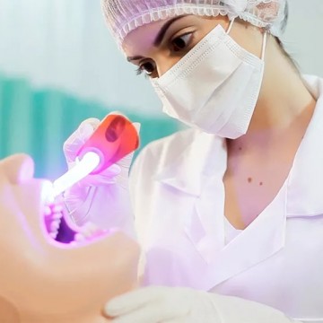 Piso ainda que tardio: como municípios pernambucanos têm violado a legislação que determina o piso salarial de cirurgiões dentistas no Brasil