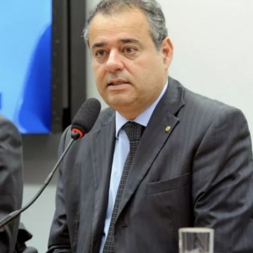 Índice Legisla Brasil coloca Danilo como deputado cinco estrelas 