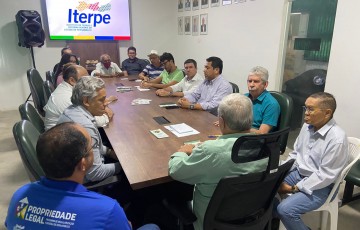 Presidente do Iterpe e servidores, recebem a visita do presidente do Crea-PE