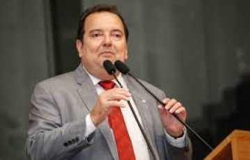 Rogério Leão anuncia que não disputará reeleição
