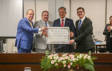 Ministro do STJ recebe título de cidadão pernambucano