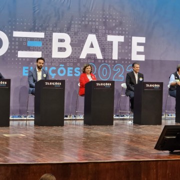 Assista ao vivo o debate entre os candidatos ao Senado por Pernambuco
