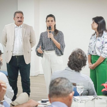 Raquel Lyra se reúne com deputados estaduais e defende união por Pernambuco