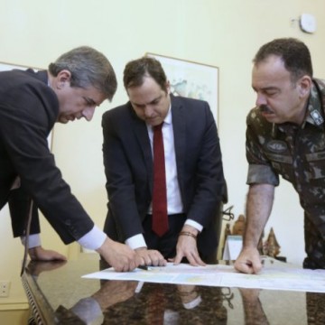 Estado firma acordo de cooperação para Escola de Sargentos do Exército