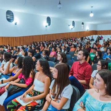 Cursinho Popular Edilson de Góis, oferece aulas gratuitas para Enem e vestibulares em Caruaru