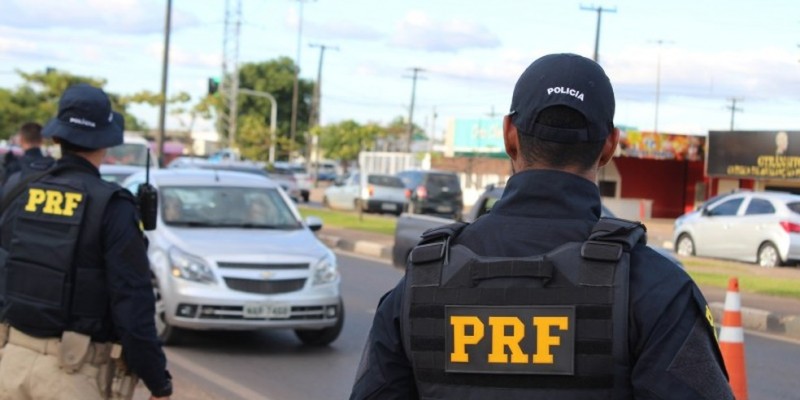 Veículo foi detido na BR-101, no Ibura, na Zona Sul do Recife