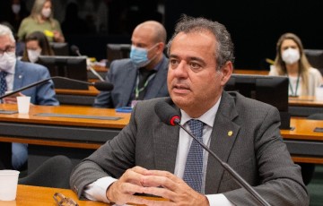 “Bolsonaro usa tragédia como palanque”, afirma Danilo Cabral