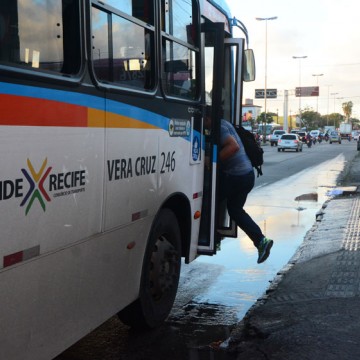 Mudança no tráfego de veículos, no bairro de Beberibe, altera o itinerário de 11 linhas