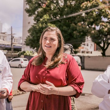 Marília promete resgatar Saúde em encontro com profissionais da área que atuam no HR