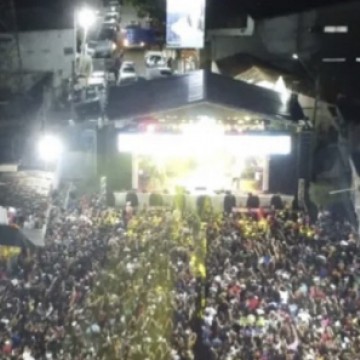 Com show de Iguinho e Lulinha, Macaparana bate recorde de público em festividade