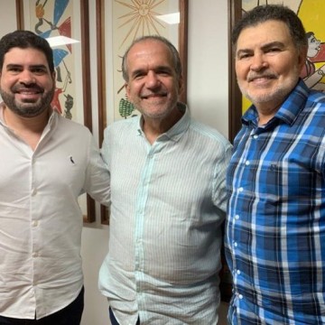 Senador Fernando Dueire se reúne com Toninho e Tony Gel para debater a estratégia do MDB em Caruaru 