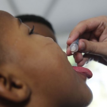Pernambuco é o segundo do país a atingir meta de 95% das crianças vacinadas contra poliomielite