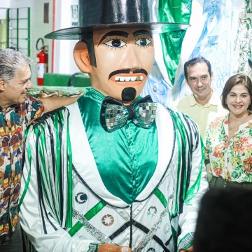 Em Olinda, Priscila Krause reforça parceria do governo com símbolos da cultura local