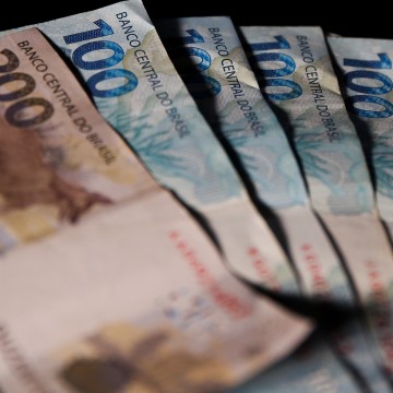 Governo Federal publica decreto que reajusta o salário mínimo para R$ 1.412 a partir de janeiro de 2024