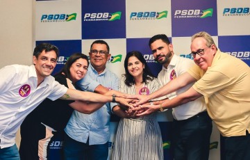 Raquel Kyra conquista apoio de Orlando José, prefeito de Altinho 