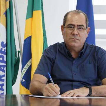 Prefeito Mano sanciona lei que libera mais de R$ 1 milhão em auxílio para vítimas das chuvas no Jaboatão