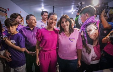Raquel Lyra vota em Caruaru acompanhada de Priscila e família
