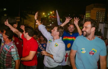 Bruno Pereira encerra atos de campanha ao lado de Miguel Coelho em São Lourenço 