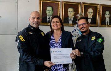 Prefeira Elcione renova termo de cooperação do programa Igarassu Bem Cuidada com a PRF