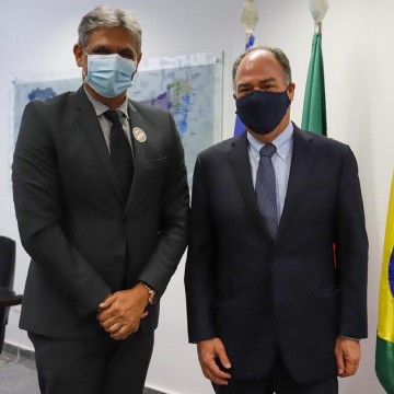 Senador Fernando Bezerra recebe prefeito Mario Ricardo