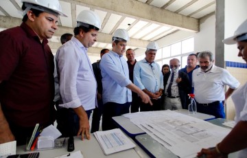 Governo de Pernambuco assina ordens de serviço para implantação das Copes de Águas Belas e Paranatama