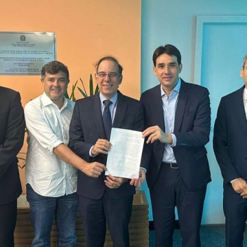  Silvio Costa Filho e Eduardo da Fonte fortalecem parcerias entre a Infraero e Justiça Federal do Estado 
