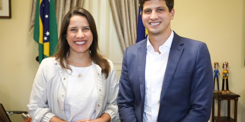 Coluna da quinta | Gesto de grandeza