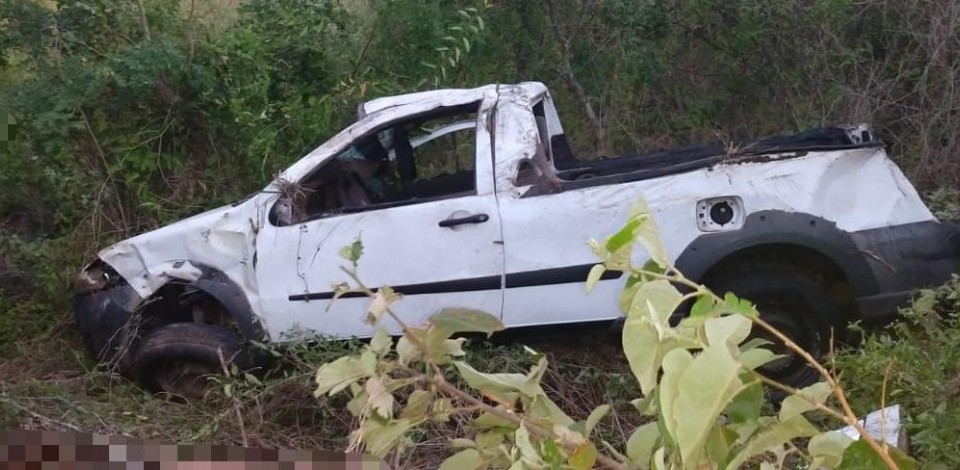 Grupo morre em acidente na BR-232 em Pesqueira após voltar de festa clandestina