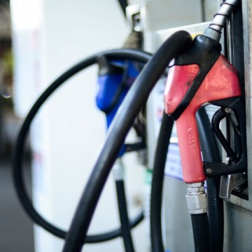 Sancionada lei que autoriza postos a comprarem etanol de produtores