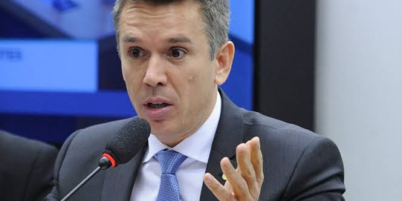 Mandato de Felipe Carreras na berlinda