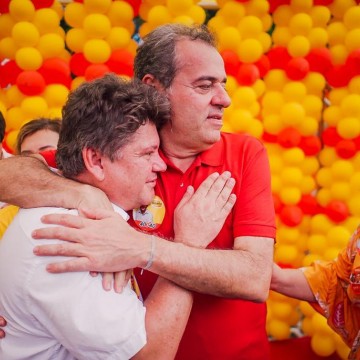 Danilo participa de inaugurações de comitês e defende a eleição de Sileno, João Paulo e João da Costa