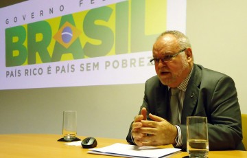 Livro sobre experiências petistas de governo será lançado no Recife