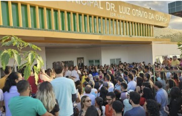 Zé Martins inaugura escola na zona rural de João Alfredo