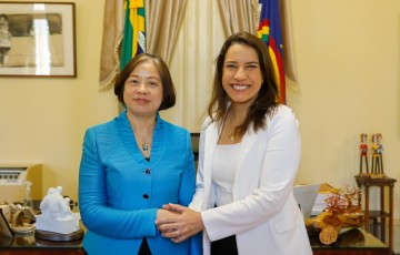 Governadora Raquel Lyra apresenta potenciais econômicos de Pernambuco para a nova cônsul-geral da China no Recife