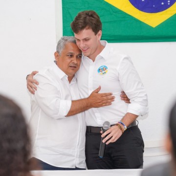 Miguel Coelho recebe apoio de lideranças cristãs de Pernambuco 