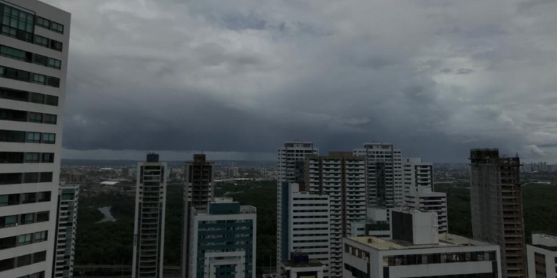 No Sertão a tendência é de que o dia seja parcialmente nublado e sem chuva em toda a região. 