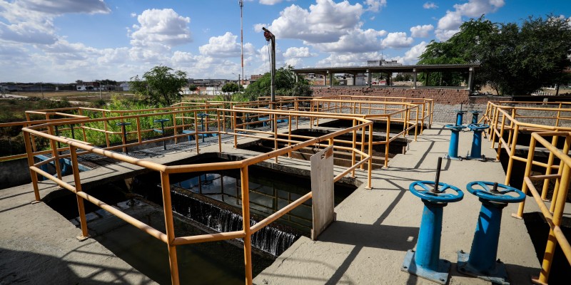 Raquel Lyra autoriza nova etapa da Adutora do Agreste Mais de 230 mil pessoas serão beneficiadas com o sistema de abastecimento