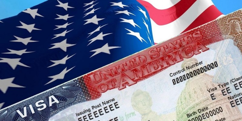 Consuldado americano adia aumento no preço de visto para os EUA e costa leste do país de olho nas tempestades deste ano.