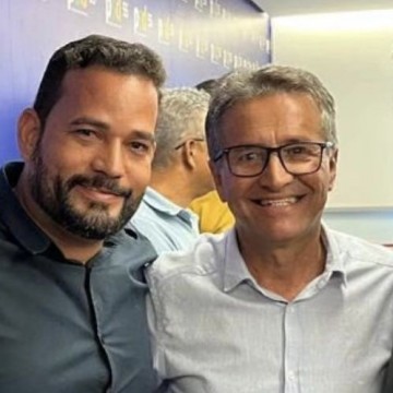 Ex-vereador Joel Gonzaga e o vice-prefeito, Carlinhos Feitosa são os escolhidos da situação para as eleições em Feira Nova 