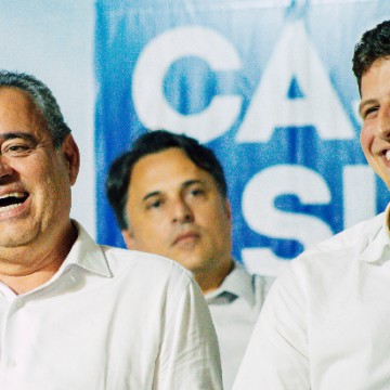 Mais de dois terços dos 184 prefeitos de PE estão fechados com Danilo Cabral