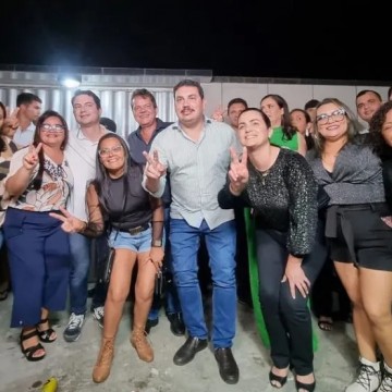 Chaparral, Clodoaldo e ex-prefeito de Ferreiros participam de evento no município