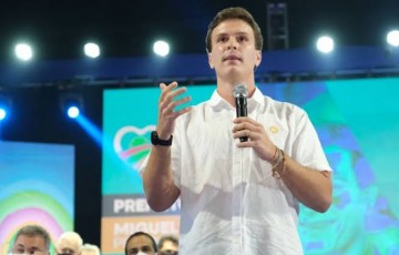 Coluna do sábado | Miguel aposta nas novas plataformas de comunicação para chegar ao eleitor pernambucano