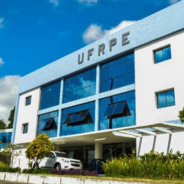 Seleção para professor da UFRPE oferece salários de até R$ 9,6 mil