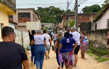 Obra de Maria abre casas de missão para receber doações e oferece transporte para coleta de móveis e eletrodomésticos