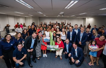 Morar Bem - Entrada Garantida: governadora Raquel Lyra celebra contrato de 50 beneficiários para compra de imóveis em Jaboatão dos Guararapes