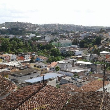 Polícia apura morte de criança por choque elétrico em residência em Jaboatão