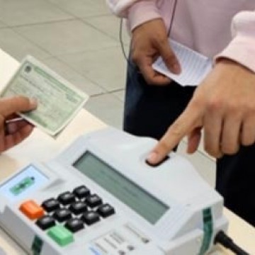 Cerca de 100 mil eleitores pernambucanos são beneficiados por biometria compartilhada entre órgãos públicos no dia da votação