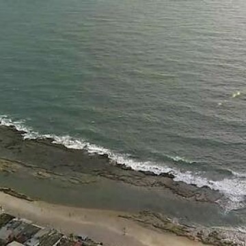 Bombeiros continuam buscas por adolescente que desapareceu na praia de Gaibu no domingo